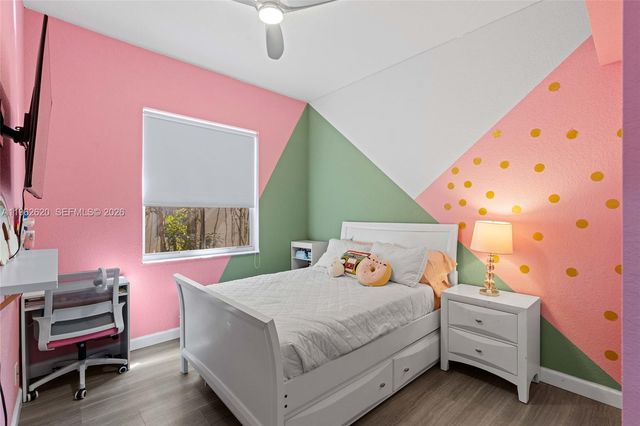 625 Bald Cypress Rd, Weston, FL 33327