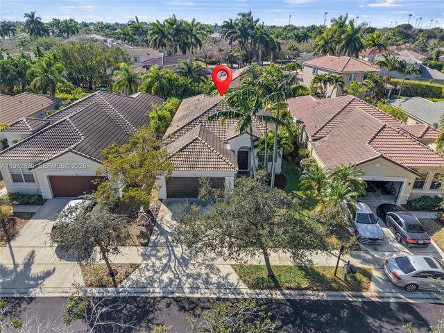 625 Bald Cypress Rd, Weston, FL 33327