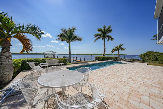 3796 PEACE RIVER DRIVE, Punta Gorda, FL 33983