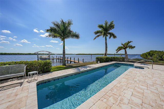 3796 PEACE RIVER DRIVE, Punta Gorda, FL 33983