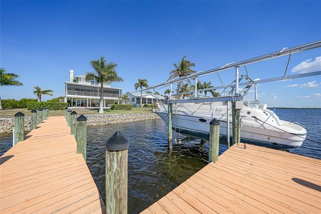 3796 PEACE RIVER DRIVE, Punta Gorda, FL 33983