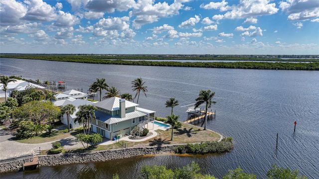 3796 PEACE RIVER DRIVE, Punta Gorda, FL 33983
