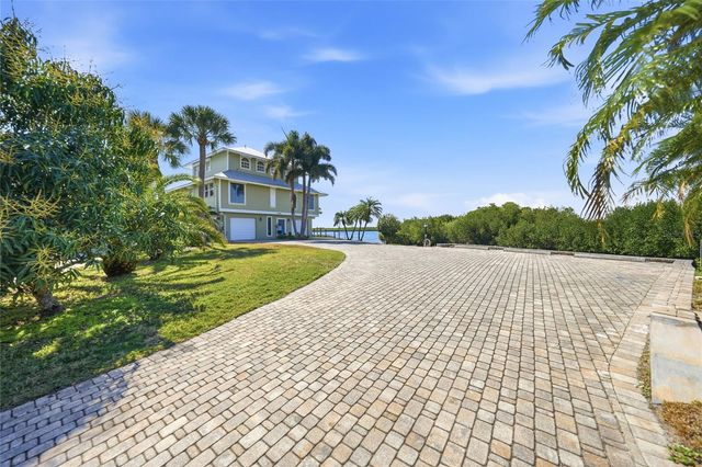 3796 PEACE RIVER DRIVE, Punta Gorda, FL 33983