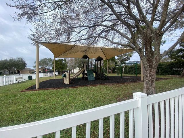 2944 PRAIRIE IRIS DRIVE, Land O Lakes, FL 34638