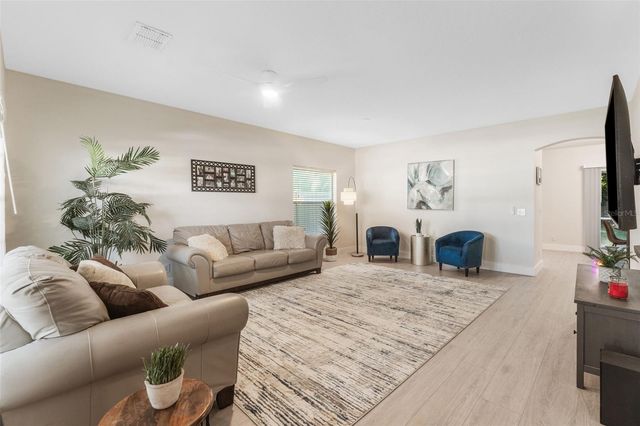 2944 PRAIRIE IRIS DRIVE, Land O Lakes, FL 34638