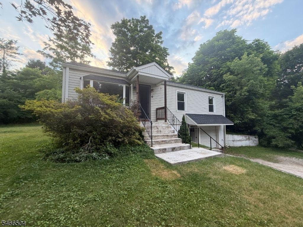 6 Stickles Pond Rd, Andover Twp., NJ 07860 — exterior
