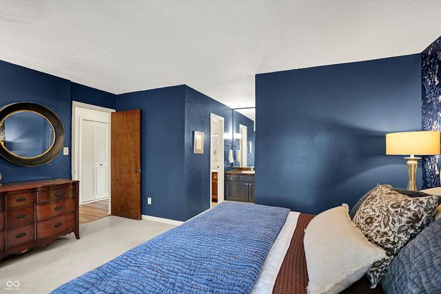 201 Bluffs Circle E, Noblesville, IN 46062