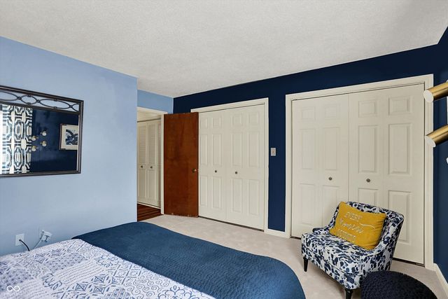 201 Bluffs Circle E, Noblesville, IN 46062