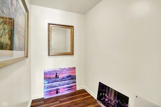 201 Bluffs Circle E, Noblesville, IN 46062