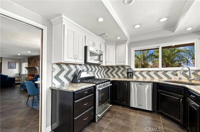16800 Sendero Del Charro, Riverside, CA 92504