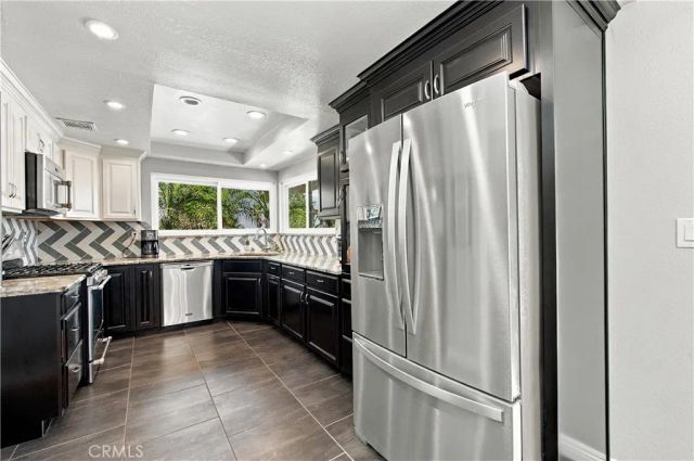 16800 Sendero Del Charro, Riverside, CA 92504