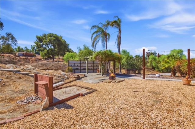 16800 Sendero Del Charro, Riverside, CA 92504