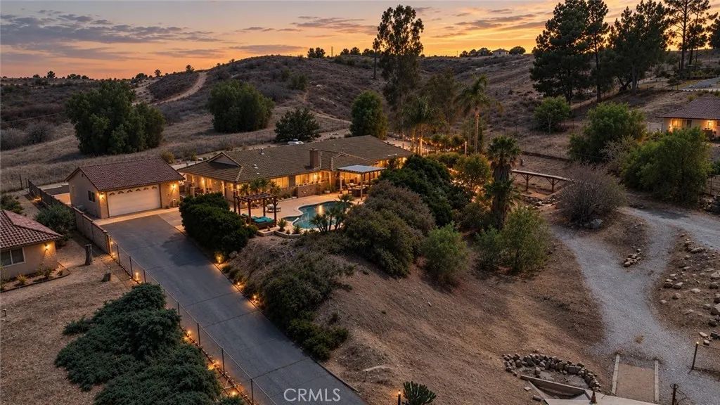 16800 Sendero Del Charro, Riverside, CA 92504