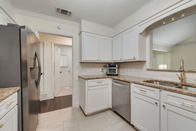 4707 Ridgeline Drive, Arlington, TX 76017