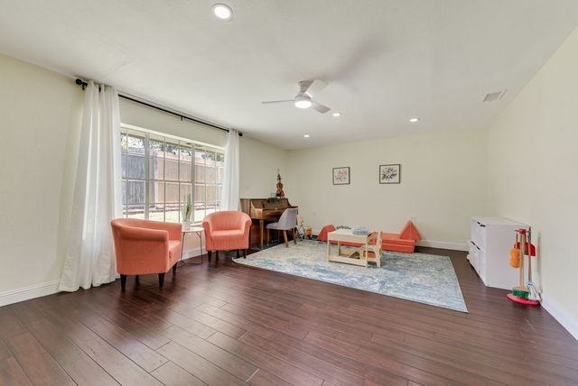 4707 Ridgeline Drive, Arlington, TX 76017