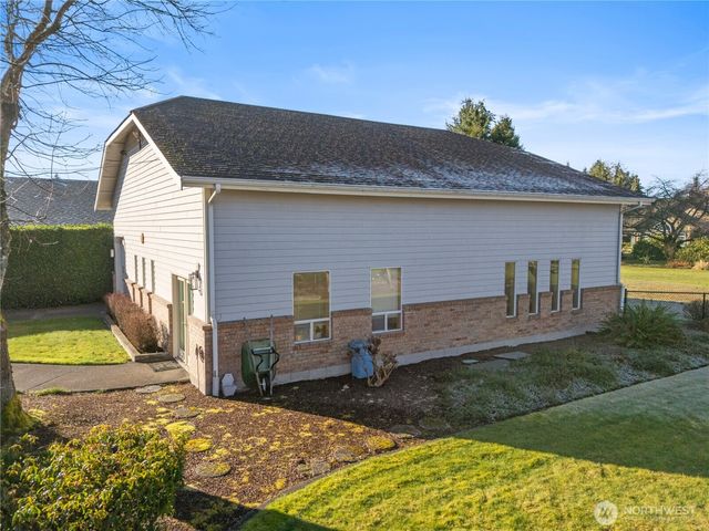 11243 Airpark Lane SE, Yelm, WA 98597