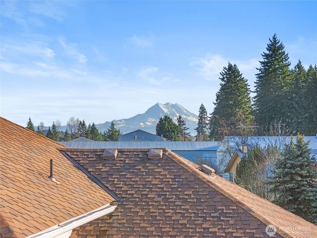 11243 Airpark Lane SE, Yelm, WA 98597