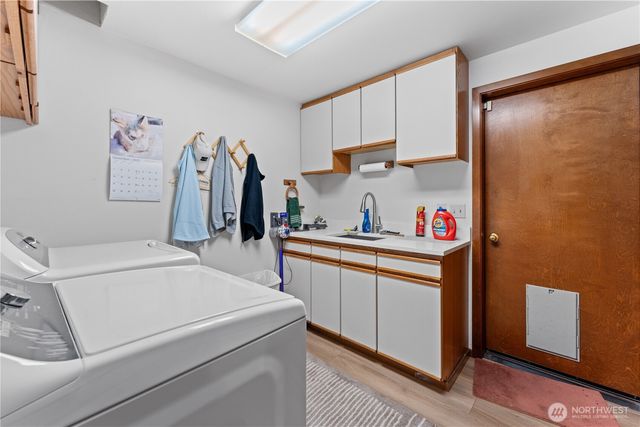 11243 Airpark Lane SE, Yelm, WA 98597