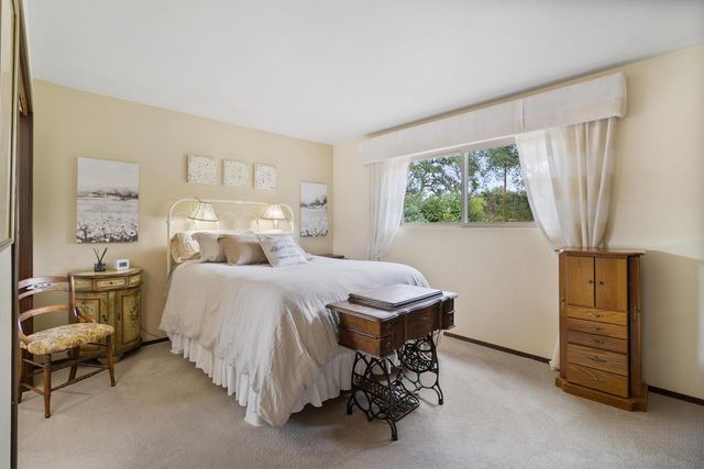 8885 Angeli Ln, Loomis, CA 95650