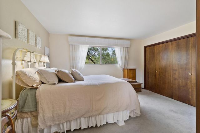 8885 Angeli Ln, Loomis, CA 95650