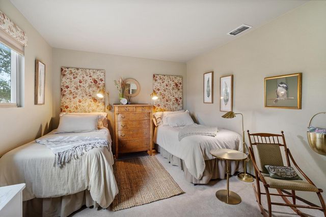 8885 Angeli Ln, Loomis, CA 95650