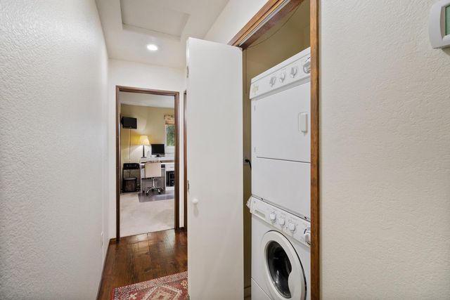 8885 Angeli Ln, Loomis, CA 95650