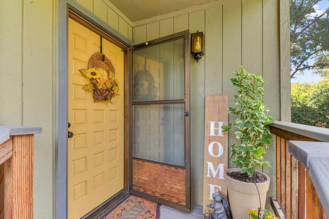 8885 Angeli Ln, Loomis, CA 95650