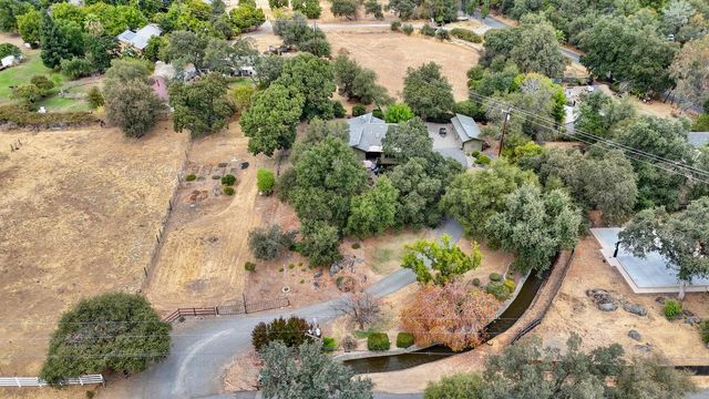 8885 Angeli Ln, Loomis, CA 95650
