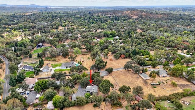 8885 Angeli Ln, Loomis, CA 95650