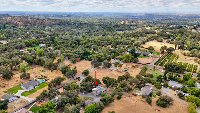 8885 Angeli Ln, Loomis, CA 95650