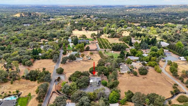 8885 Angeli Ln, Loomis, CA 95650