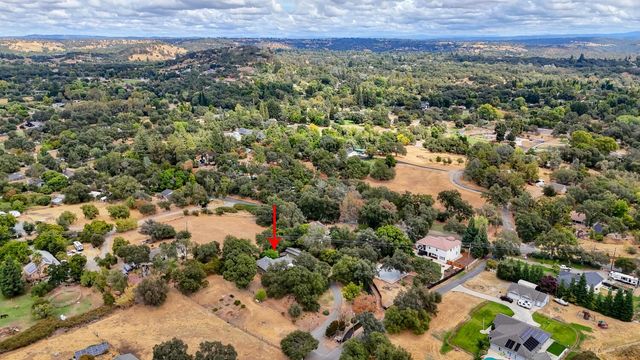 8885 Angeli Ln, Loomis, CA 95650