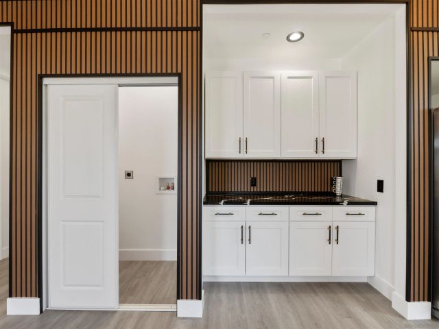 6937 Madrone, San Diego, CA 92114