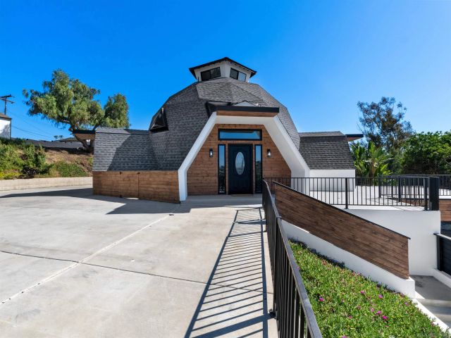 6937 Madrone, San Diego, CA 92114