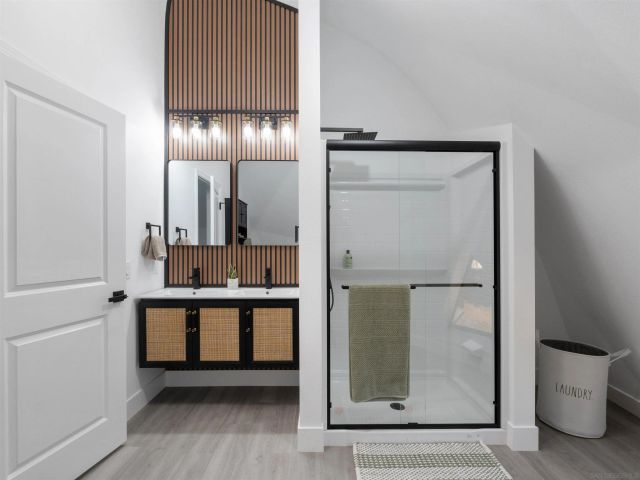 6937 Madrone, San Diego, CA 92114