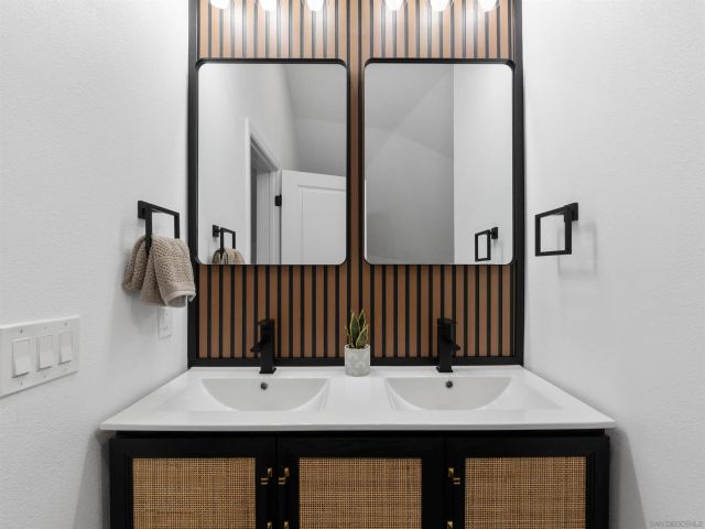 6937 Madrone, San Diego, CA 92114