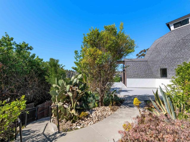 6937 Madrone, San Diego, CA 92114