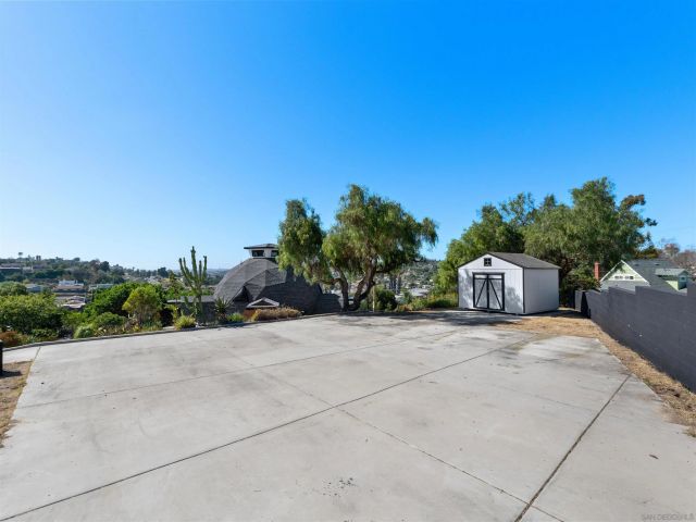 6937 Madrone, San Diego, CA 92114