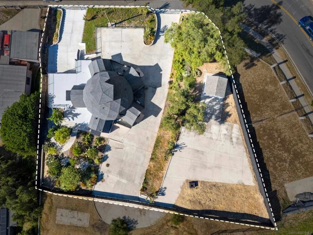 6937 Madrone, San Diego, CA 92114