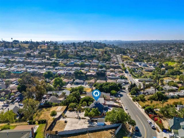 6937 Madrone, San Diego, CA 92114