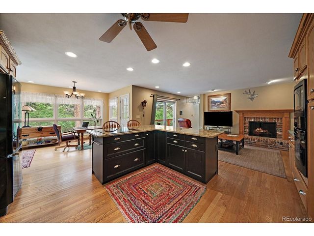 6640 Perry Park Blvd, Larkspur, CO 80118
