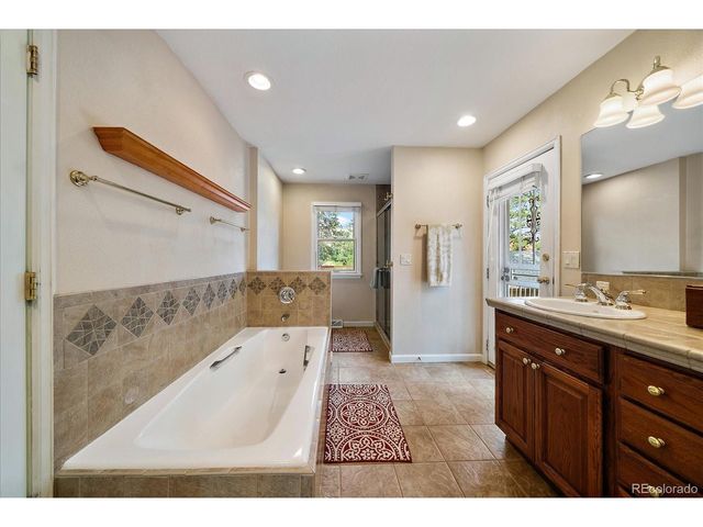 6640 Perry Park Blvd, Larkspur, CO 80118