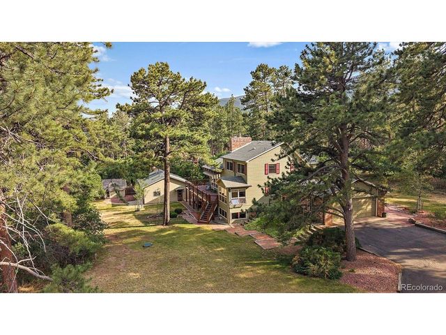 6640 Perry Park Blvd, Larkspur, CO 80118