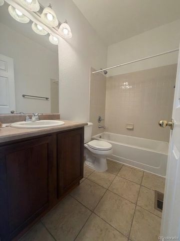 16262 E Geddes Lane 6, Aurora, CO 80016