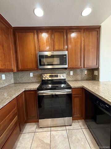 16262 E Geddes Lane 6, Aurora, CO 80016