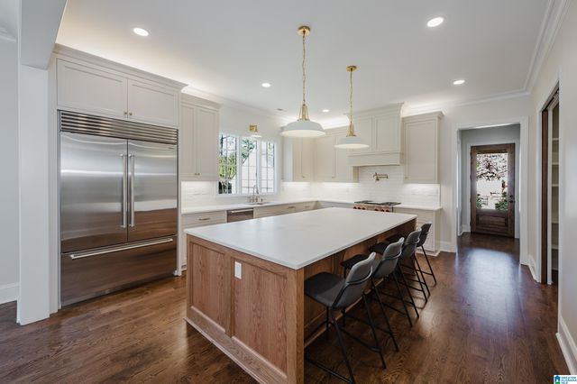 1522 ROSELAND DRIVE, Homewood, AL 35209