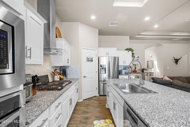 12397 Knightsbridge Drive, El Paso, TX 79928