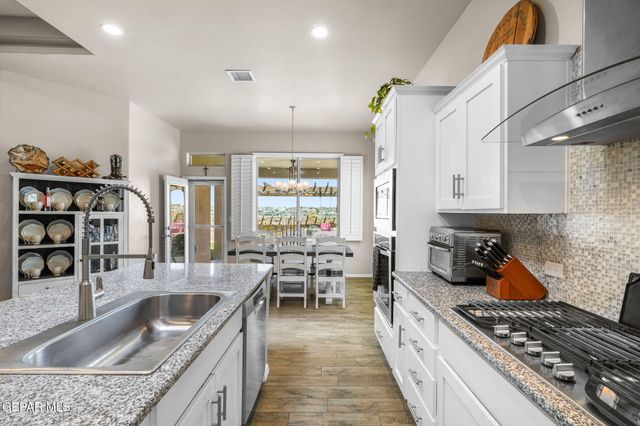 12397 Knightsbridge Drive, El Paso, TX 79928