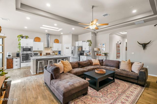 12397 Knightsbridge Drive, El Paso, TX 79928