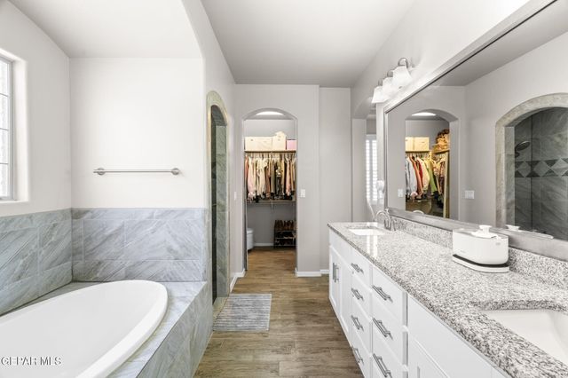 12397 Knightsbridge Drive, El Paso, TX 79928